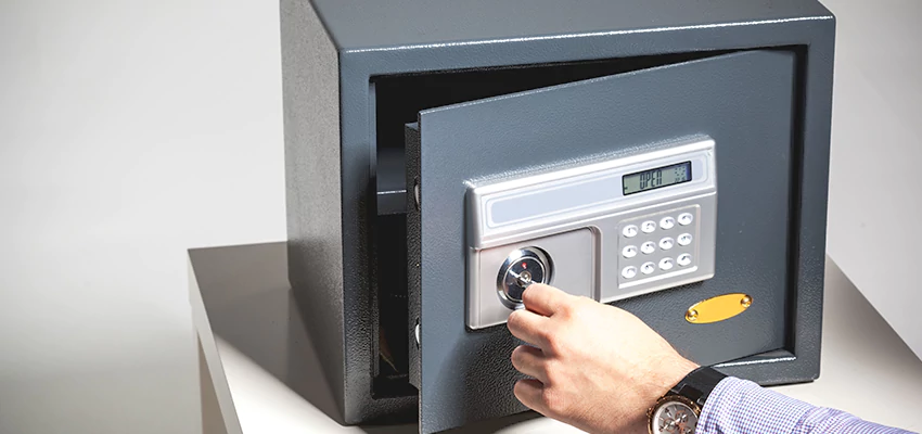 Jewelry Safe Unlocking Service in Ormond Beach, Florida