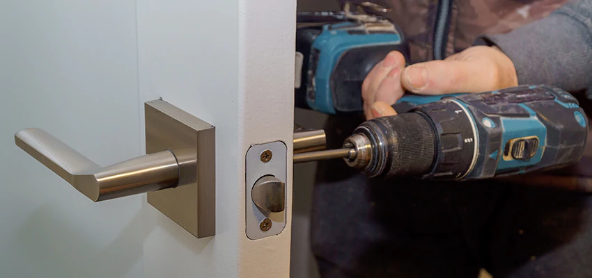 Broken Door Handle Lock Repair in Ormond Beach, Florida