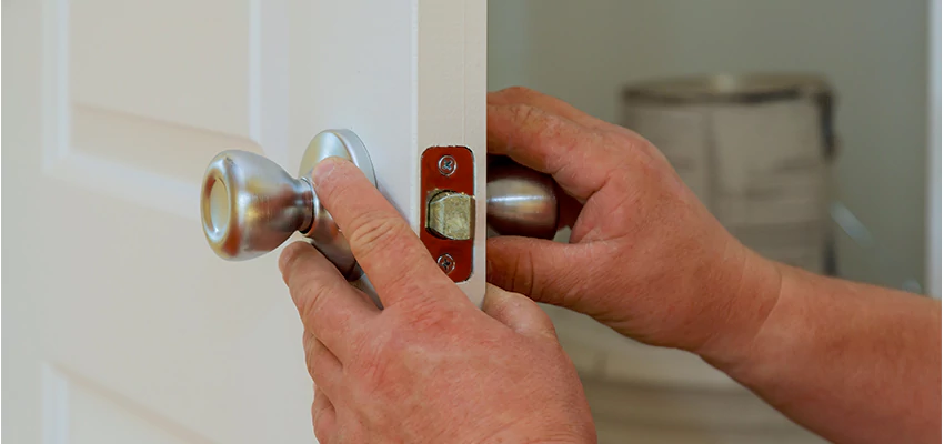 AAA Locksmiths For lock Replacement in Ormond Beach, Florida